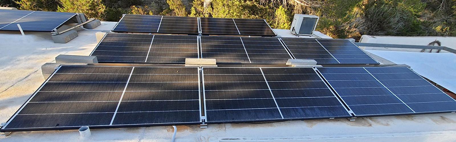 solar panels working demonstration on roof