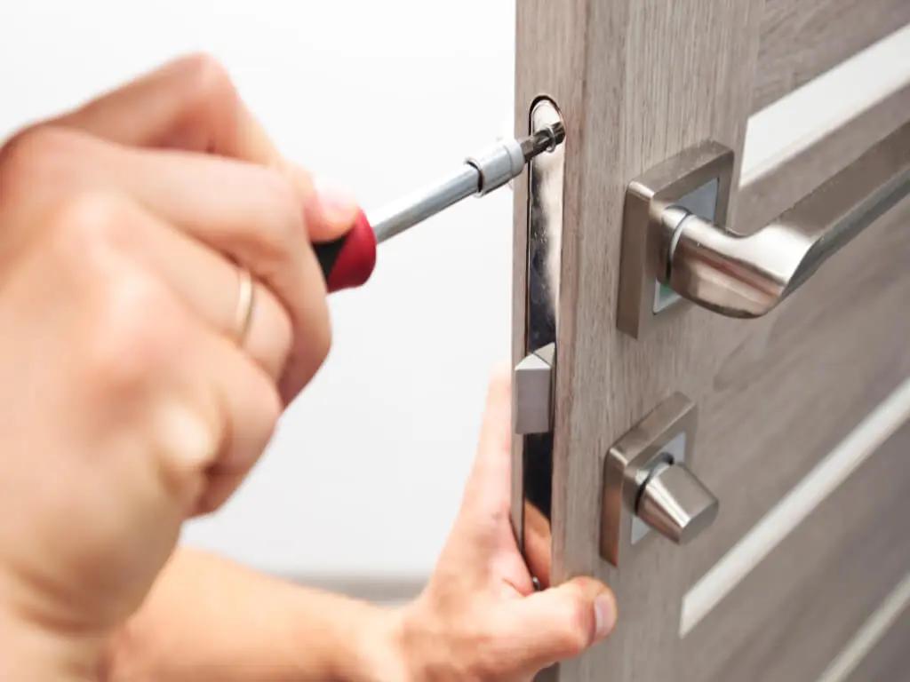 5 Reasons Why You Need to Call a Locksmith in Ibiza
